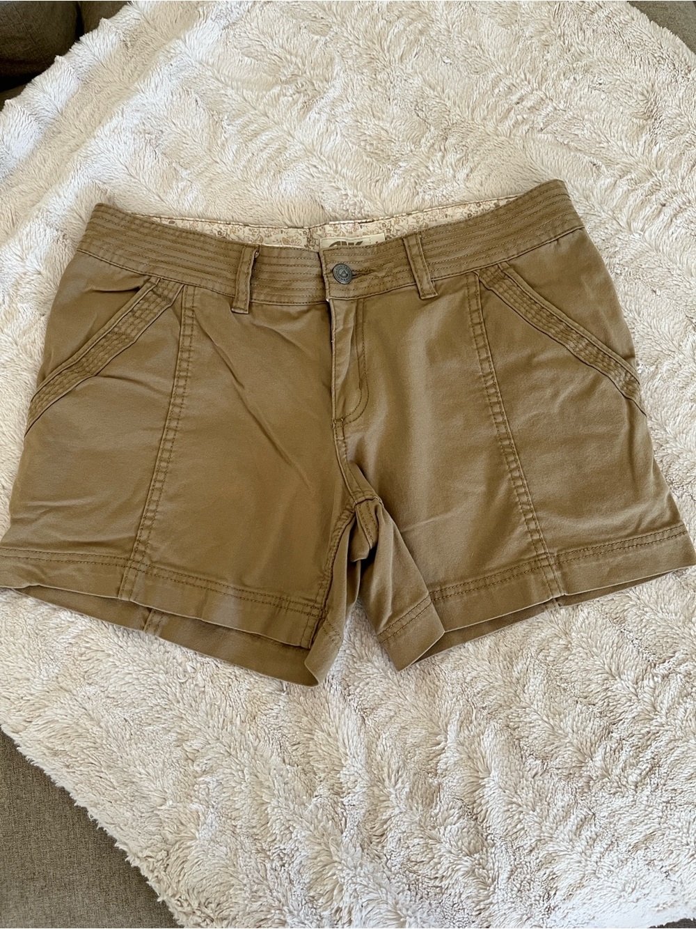 MK khaki shorts in great condition!